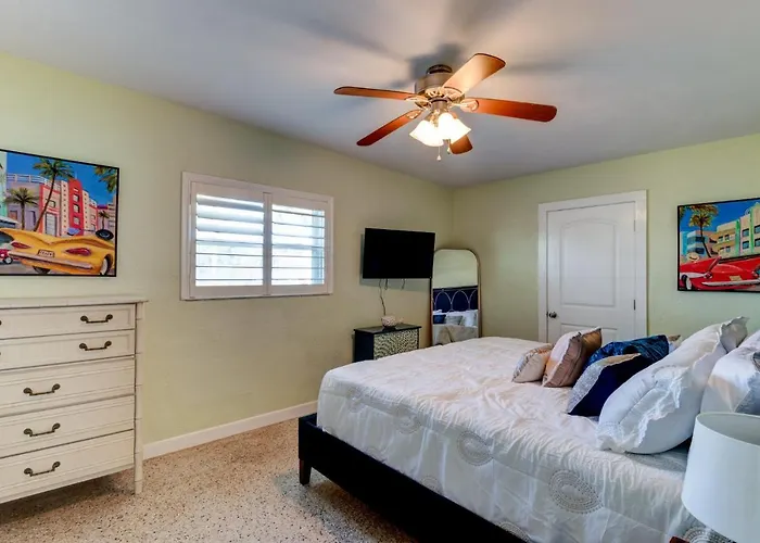 3 Bed 2 Ba Wifi Kitchen Walk To Beach Firepit